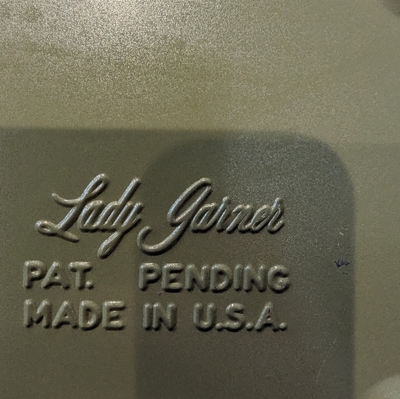 Vintage Lady Garner Avocado Green MCM Chrome tea & coffee Canisters - Picture 10 of 10